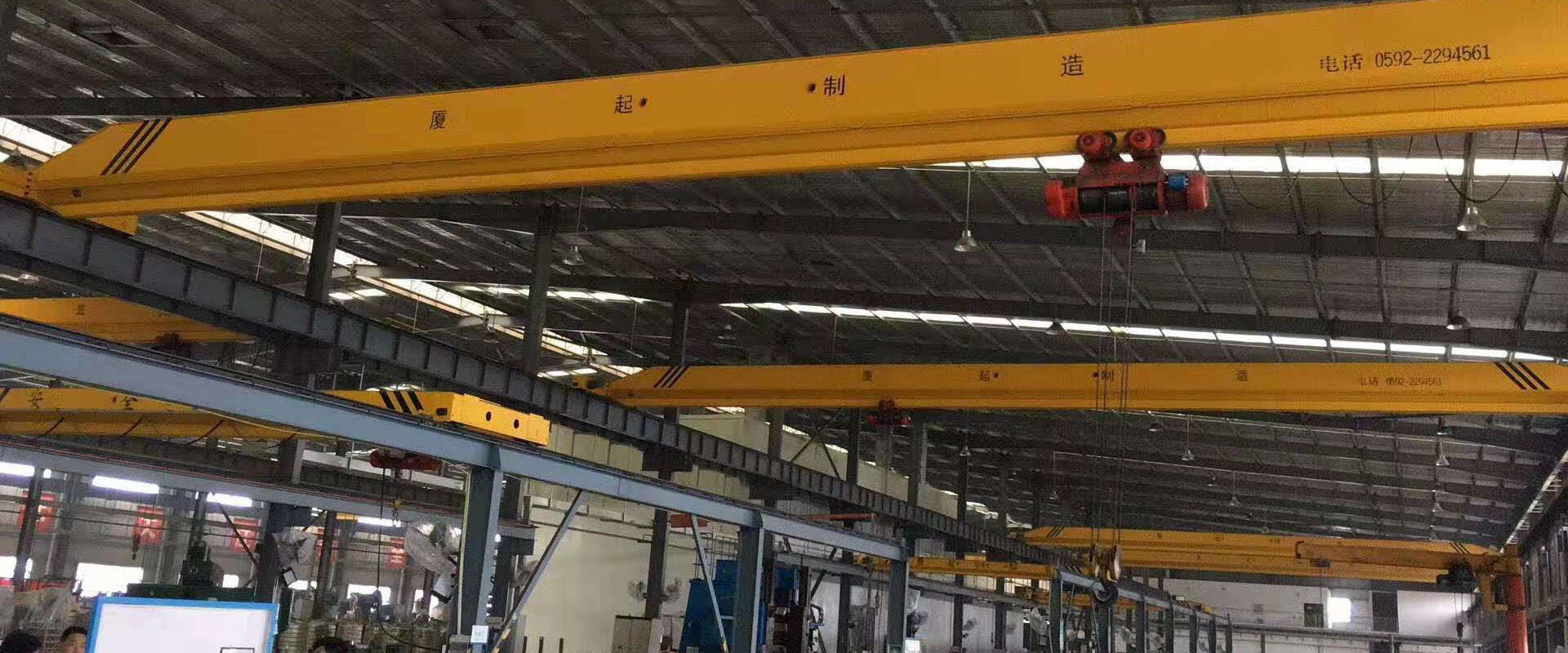 福建電動葫蘆,福建龍門吊,廈門起重機,漳州起重機，福建起重機，廈門廈起重工有限公司